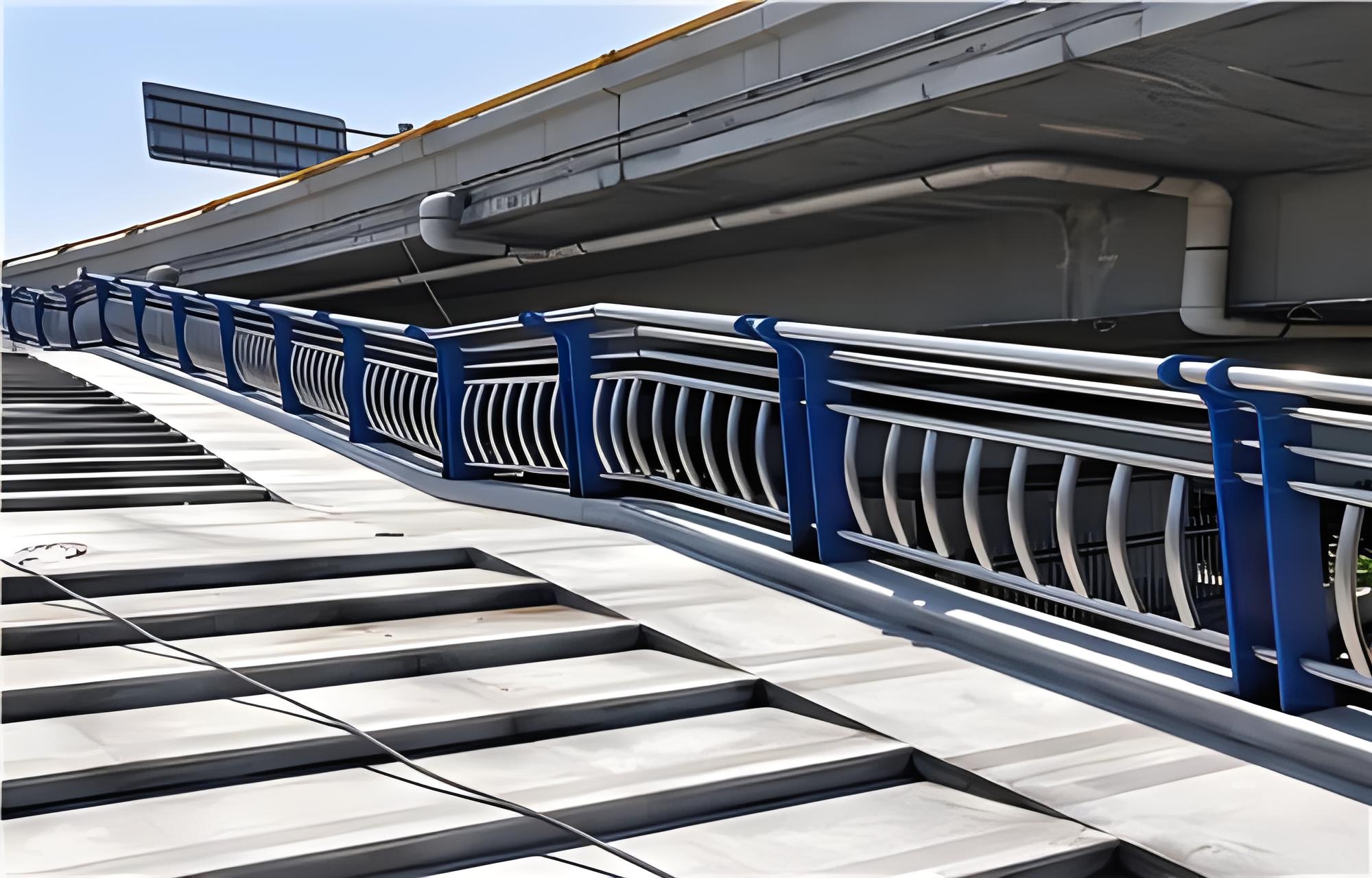 玉溪不锈钢桥梁护栏维护方案：确保安全，延长使用寿命
